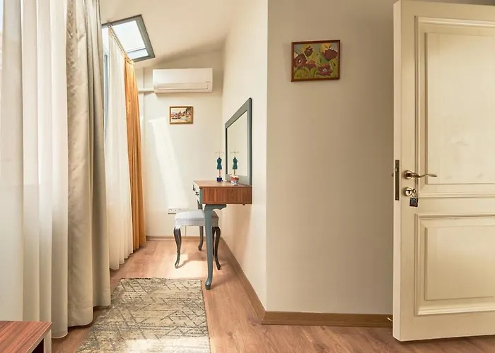 Modern Furnished Historical House Vila