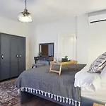 Willa Modern Furnished Historical House *