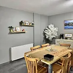 Modern Furnished Historical House *