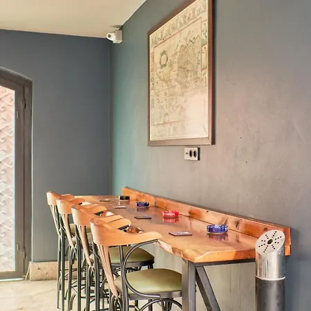 Modern Furnished Historical Building * 伊斯坦布尔