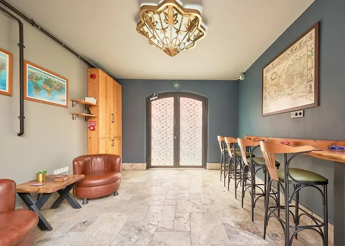 Modern Furnished Historical House *