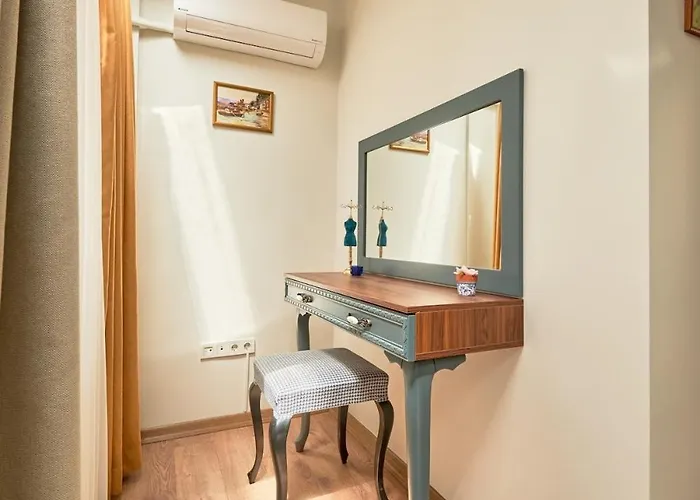 Modern Furnished Historical House Istambul