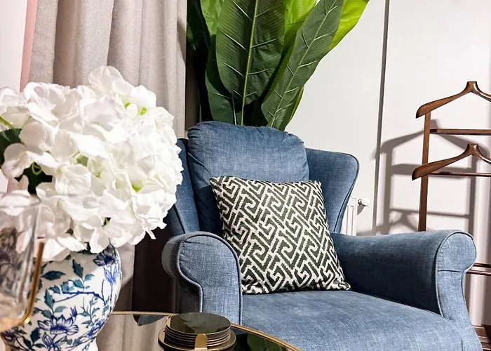 Modern Furnished Historical House Villa *